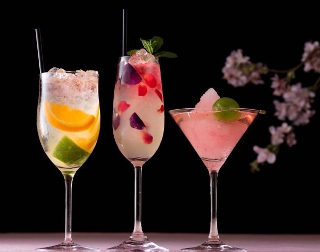 春のオリジナルカクテル 18 桜や桃 柑橘のフルーツなどで表現する グラスの中に訪れた春 株式会社東急ホテルズのプレスリリース