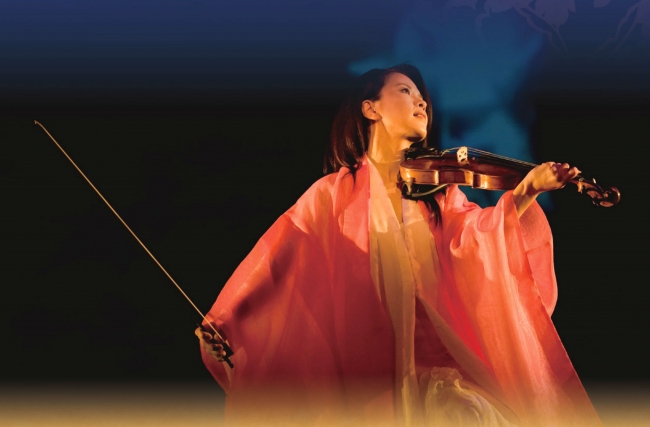 世界的ヴァイオリニストが音と言葉、和楽器とのコラボレーションで奏でる音楽舞台「川井郁子の音がたり～源氏物語～inセルリアンタワー能楽堂」