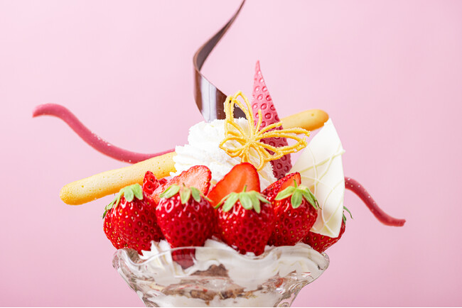 紅ほっぺたっぷりのパフェ 紅ほっぺたっぷりのパフェ