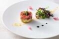 【横浜ベイホテル東急】春をイメージした華やかなフレンチ ~ ディナーイベント「アリスの感謝祭」を開催 ~