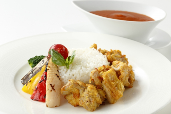 タンドリーチキンとピリ辛トマトレッドカレー 温野菜を添えて