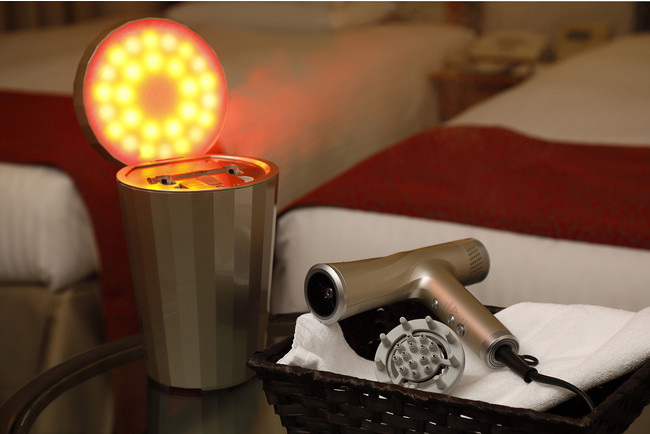 客室に設置した「YA-MAN TOKYO JAPAN」の製品 客室に設置した「YA-MAN TOKYO JAPAN」の製品