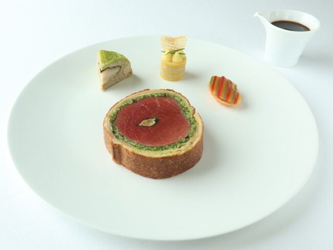 予選課題「アメリカ牛フィレ肉の温製料理」