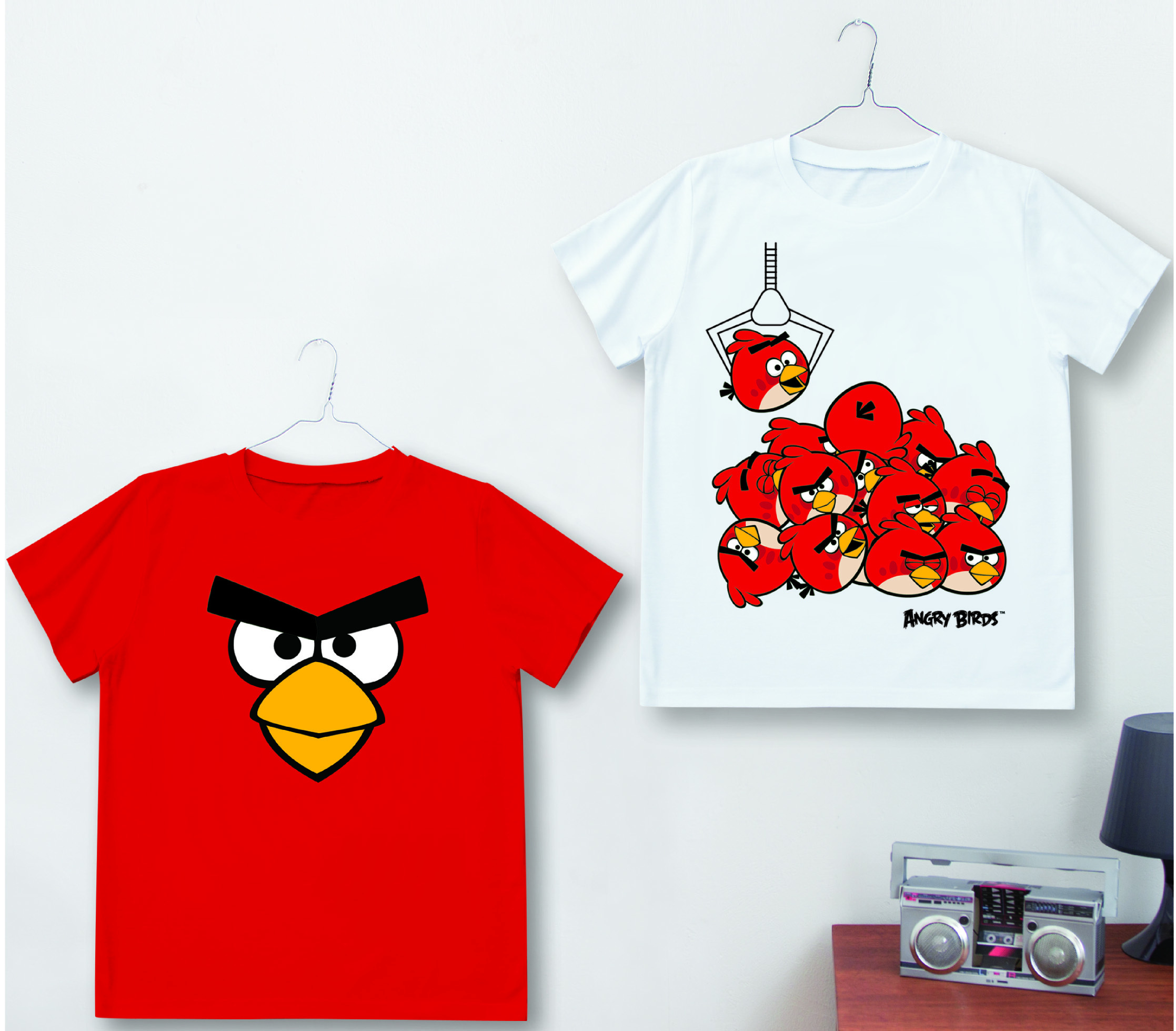 Angry Birds アングリーバード のクレーンゲーム景品 ｔシャツやプチマスコットが3月上旬発売 フリュー株式会社のプレスリリース