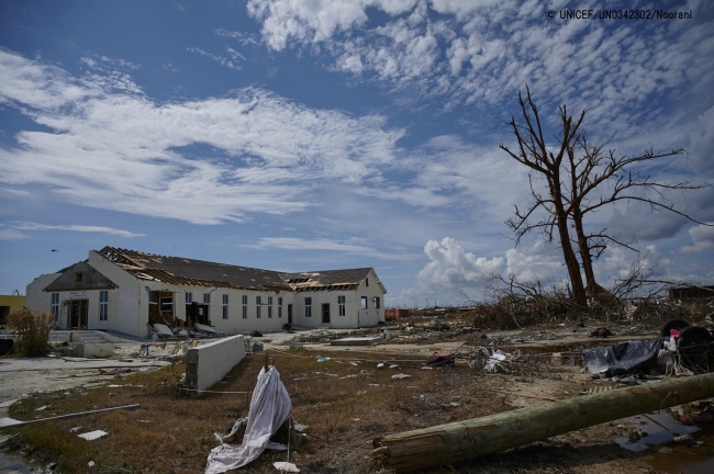 甚大な被害を受けたアバコ島の様子。(2019年9月8日撮影) © UNICEF_UN0342302_Noorani