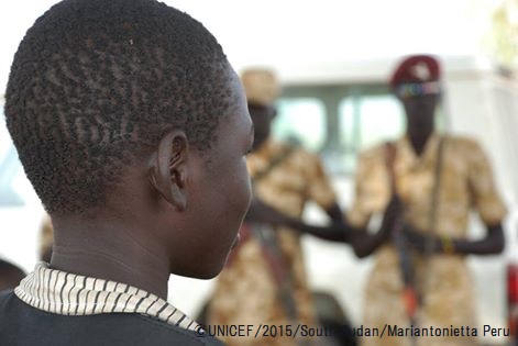 南スーダンで多くの子ども兵士が武装勢力から解放された。ユニセフは解放された子どもたちに必要なケアを実施。©UNICEF_2015_South Sudan_Mariantonietta Peru