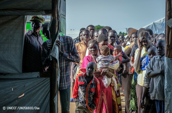 南スーダンからウガンダに到着した人たち(ウガンダ・コボコ県)2017年3月1日撮影 © UNICEF_UN056930_Ose