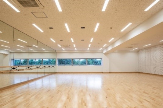 Dance Studio（ダンススタジオ）