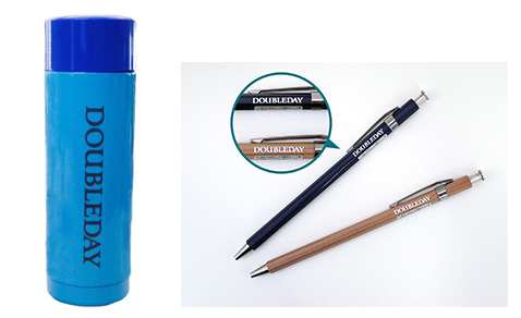 (左)ステンレスタンブラー　(右)ボールペン