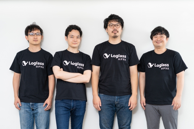 写真左から、勝丸真、布川友也（代表取締役CEO）、坂本龍太（取締役CTO）、矢納弘貴