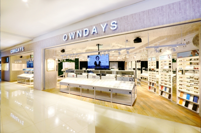 OWNDAYS(オンデーズ)は2017年6月末までに有力ショッピングモールへ5店舗の出店が確定しており、年末までにはフィリピン全土で合計20店舗を更に出店する計画。