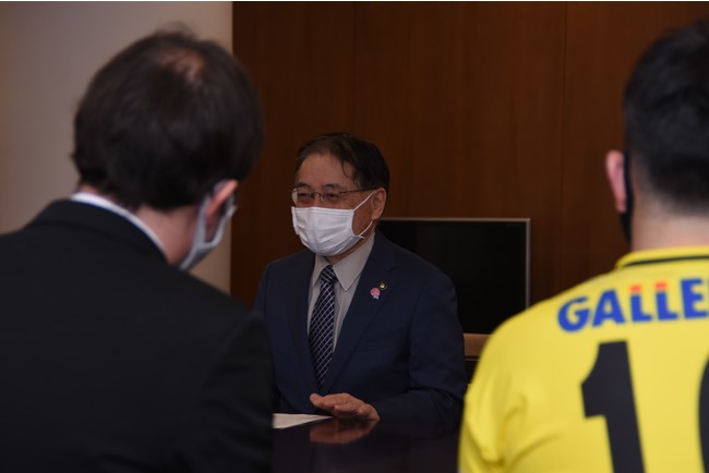 町田市長から激励