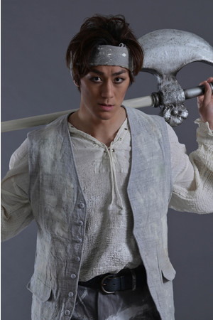 フォガーテ役 青柳塁斗 フォガーテ役 青柳塁斗