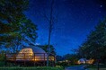 【冬期限定/日本最古の蔓牛】和牛のふるさとで生まれた優良和牛「千屋牛」を贅沢に楽しむプラン登場。~本場で味わう絶品千屋牛すき焼き&山菜とうじそばを~【グランピングヴィレッジいぶきの里】