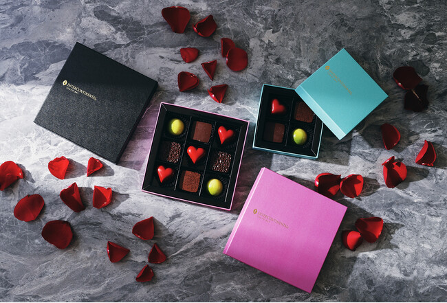 チョコレートとの相性が良い素材を使用した、バレンタインを彩る華やかなチョコレートアソートボックスが登場
