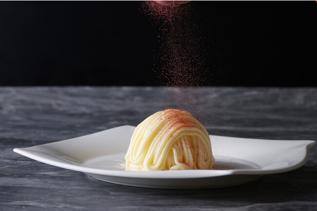 目の前でしぼるチーズクリームモンブラン 目の前でしぼるチーズクリームモンブラン