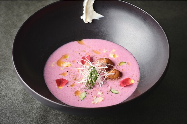 リトアニア発祥の冷製ボルシチ「シャルティバルシチェイ」