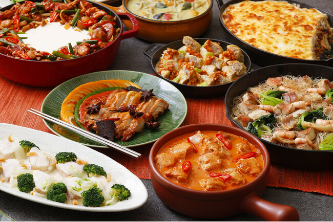 韓国の人気料理「チーズダッカルビ」やインドの 「バターチキンカレー」、フュージョン料理「水餃子の麻婆グラタン」など多国籍な料理をラインナップ