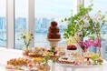 ANAホリデイ・イン東京ベイ、空と運河を眺める28階で楽しむ夏のデザートビュッフェ「SWEETS IN THE SKY」を期間限定で開催