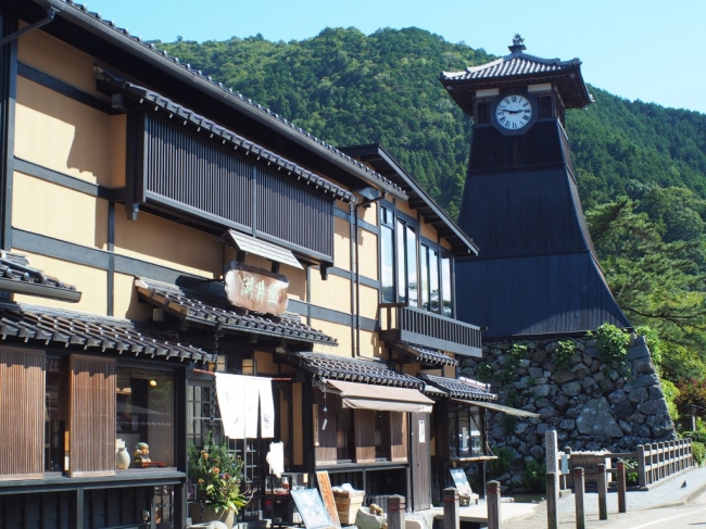 「但馬の小京都」と言われる出石の城下町は観光名所。出石蕎麦も有名