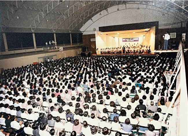 1980年9月17日「東京フィルハーモニー交響楽団演奏会」(古川小学校体育館)の様子 1980年9月17日「東京フィルハーモニー交響楽団演奏会」(古川小学校体育館)の様子