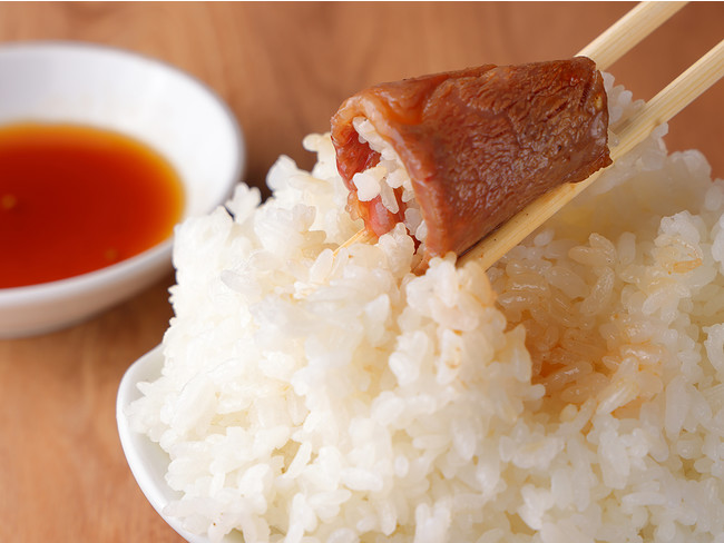 炊き立てのシロメシは絶品！