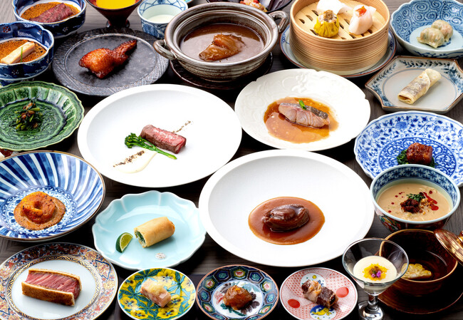 少量多?のコースをメインとした中華料理とワインのペアリングをお楽しみいただけます。 少量多?のコースをメインとした中華料理とワインのペアリングをお楽しみいただけます。