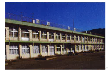 D53470 9 353158 2