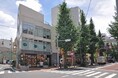 目白商店街の活性化に挑む小規模商業ビルに、消化器総合クリニックが開院