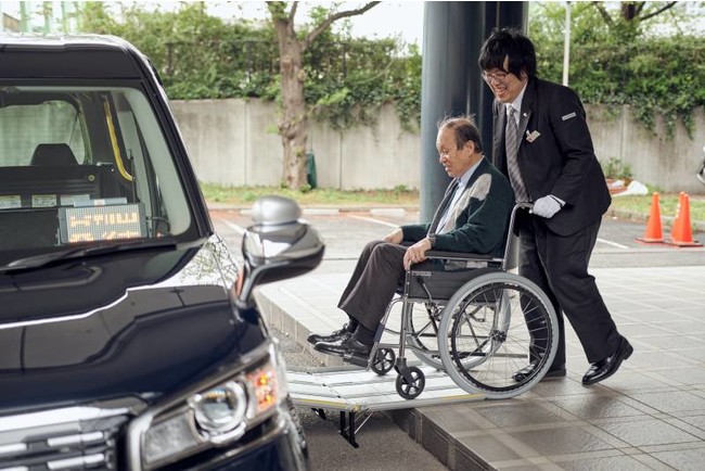 日本交通の入社内定者が発案・主導するタクシー無料送迎サービス 