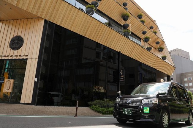 ロースタリー 東京とEDS観光タクシー（イメージ）