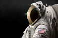 オークリーとアクシオム・スペース、宇宙飛行士のための次世代バイザーシステムを発表