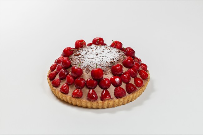 『ダークチェリーといちごのチョコクリームズコット』24cmホール 『ダークチェリーといちごのチョコクリームズコット』24cmホール