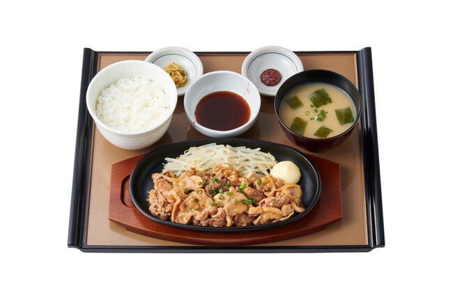  【牛豚鶏】焼肉ざんまい定食　960円