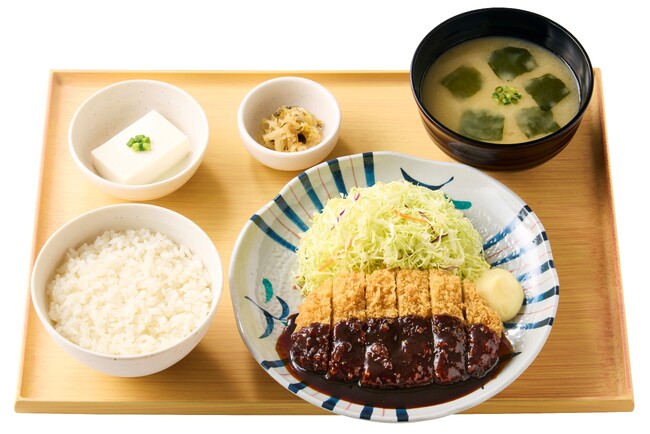 ～名古屋の味～味噌かつ定食　870円