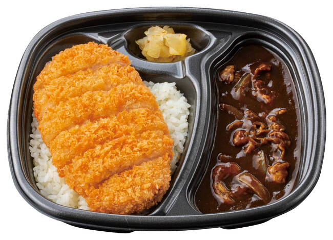 牛肉と玉ねぎの旨味 牛肉黒カレー(ロースカツ) 780円