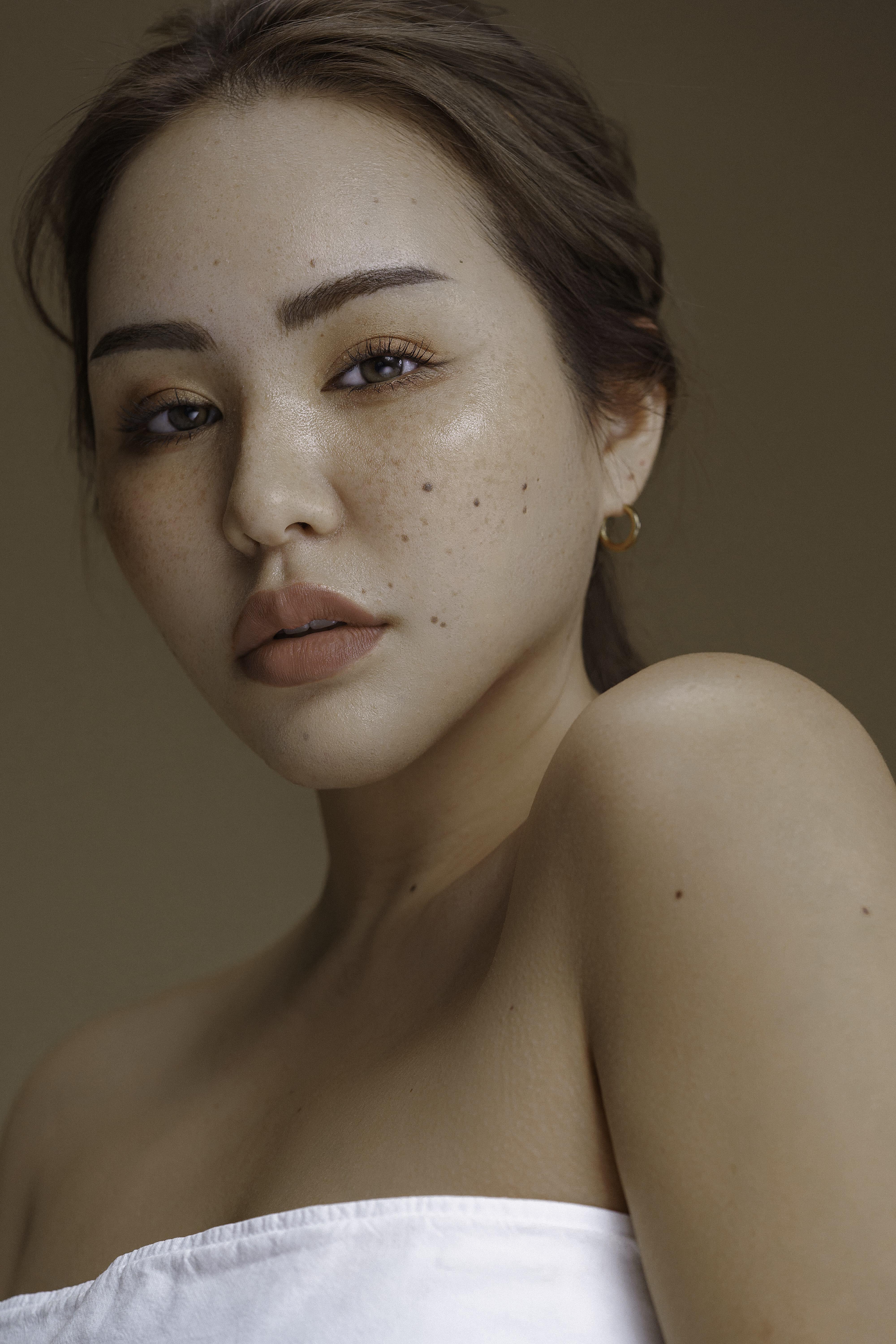 メイクアップyoutuber マリリン プロデュースコスメブランド Vim Beauty ヴィム ビューティー 第一弾コスメ マットティントリップ アイブロウマスカラ 株式会社direct Techのプレスリリース