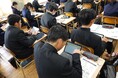 【長崎県初】長崎県立諫早高等学校が、偏差値以外の評価軸で生徒の多様な能力の成長を測るためAIを活用した評価ツール「Ai GROW」を有償導入