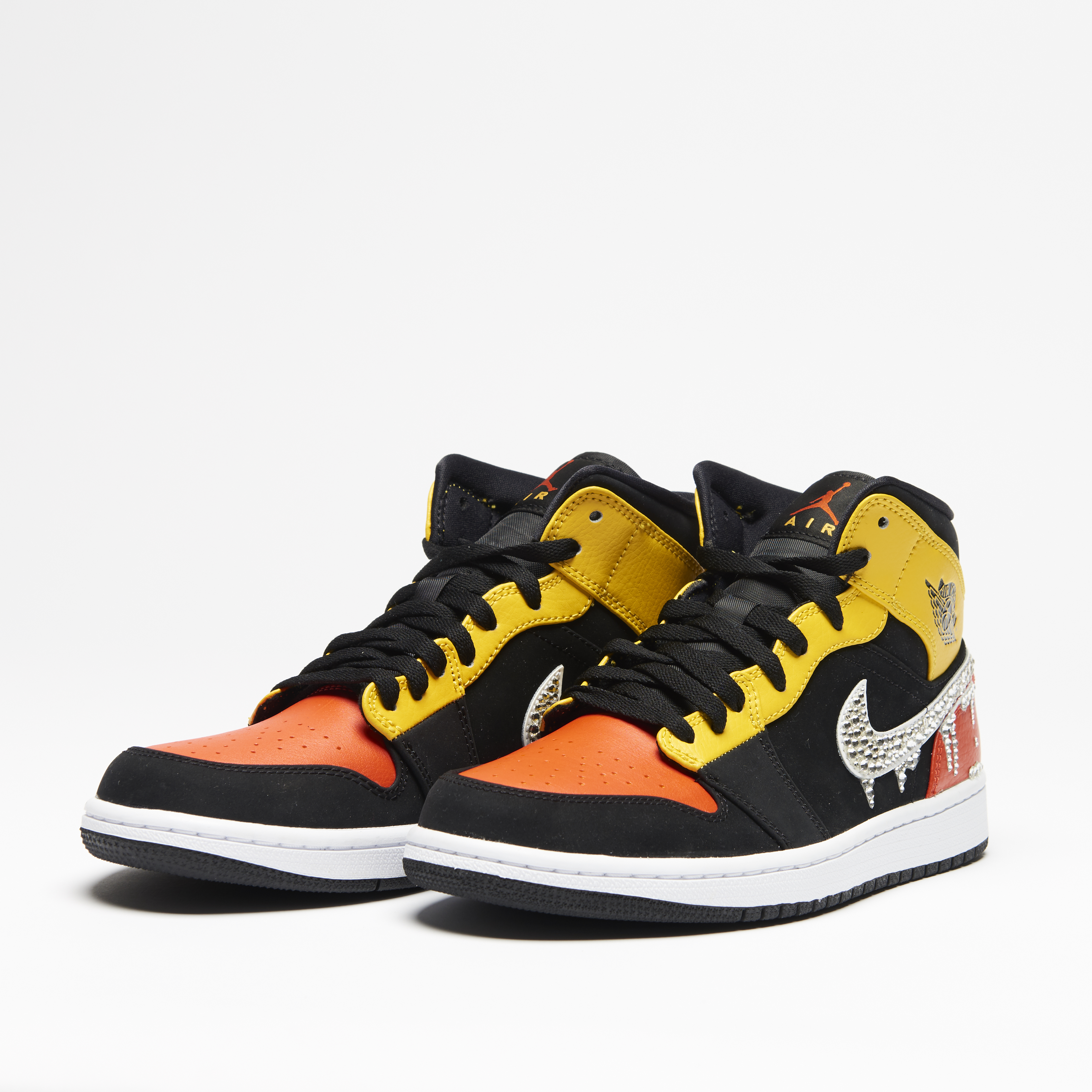STuREET(スチュリート)から「AIR JORDAN1 MID TEAMOR」を STuREET(スチュリート)から「AIR JORDAN1 MID TEAMOR」を