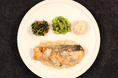 濃厚クリームを絡めて味わってほしい!魚介の旨みを贅沢に詰め込んだ「ポルチーニ香る!銀鮭の具沢山クリーム仕立て」がナッシュから新発売