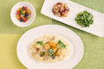 野菜の端材を使ったサステナブルメニューとして「野菜の恵みと豆乳の朝リゾット」が2月25日(火)に新登場