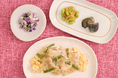 黒酢の爽やかな酸味と芳醇なかおりが食欲をそそる「特製黒酢にんにく豚トロ」が7月1日(火)に新登場