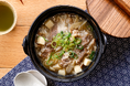 大阪の郷土料理“肉吸い”から着想を得て開発した「出汁香る牛肉とごぼうの肉吸い」が6月5日（金）に新登場