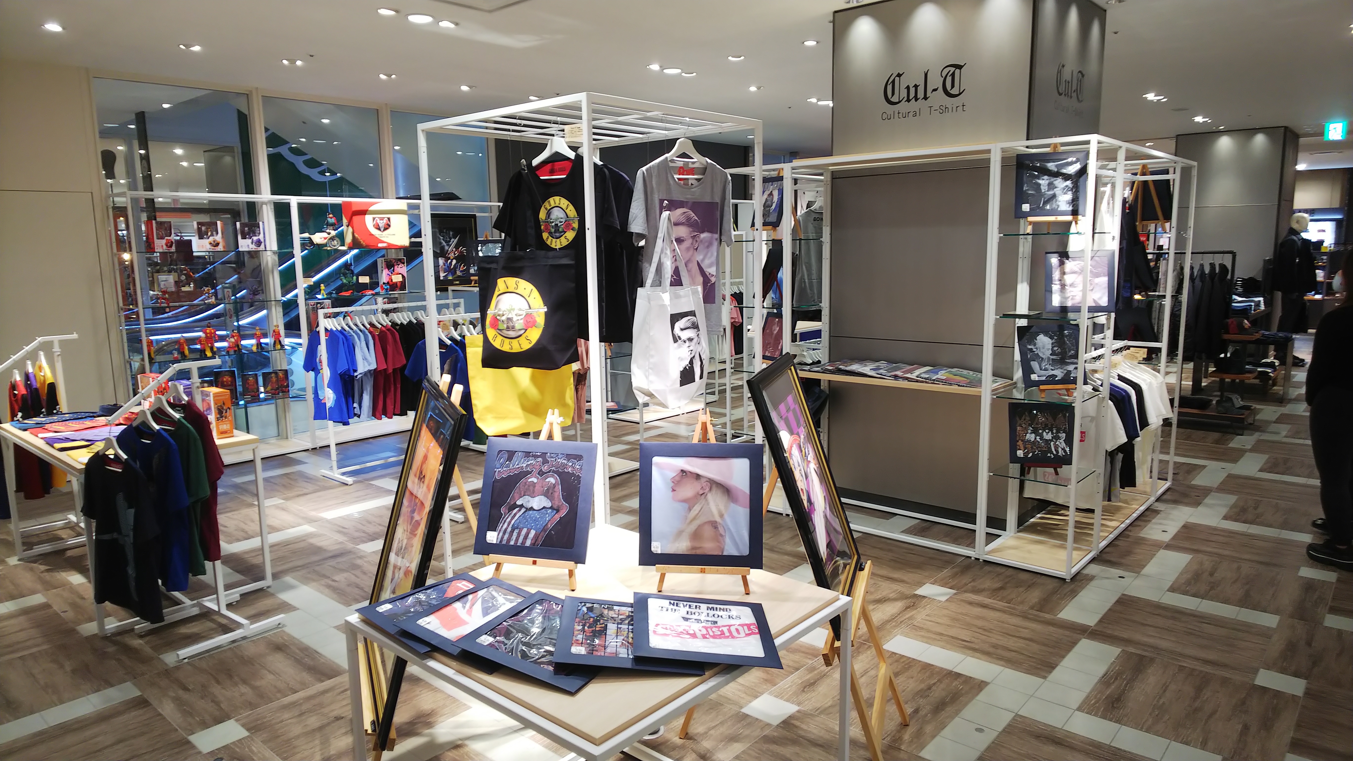 大丸東京店7fにてカルチャーtシャツ カルト Cul T 店舗がオープン 株式会社プレスマンのプレスリリース 大丸東京店7fにてカルチャーtシャツ カルト Cul T 店舗がオープン 株式会社プレスマンのプレスリリース