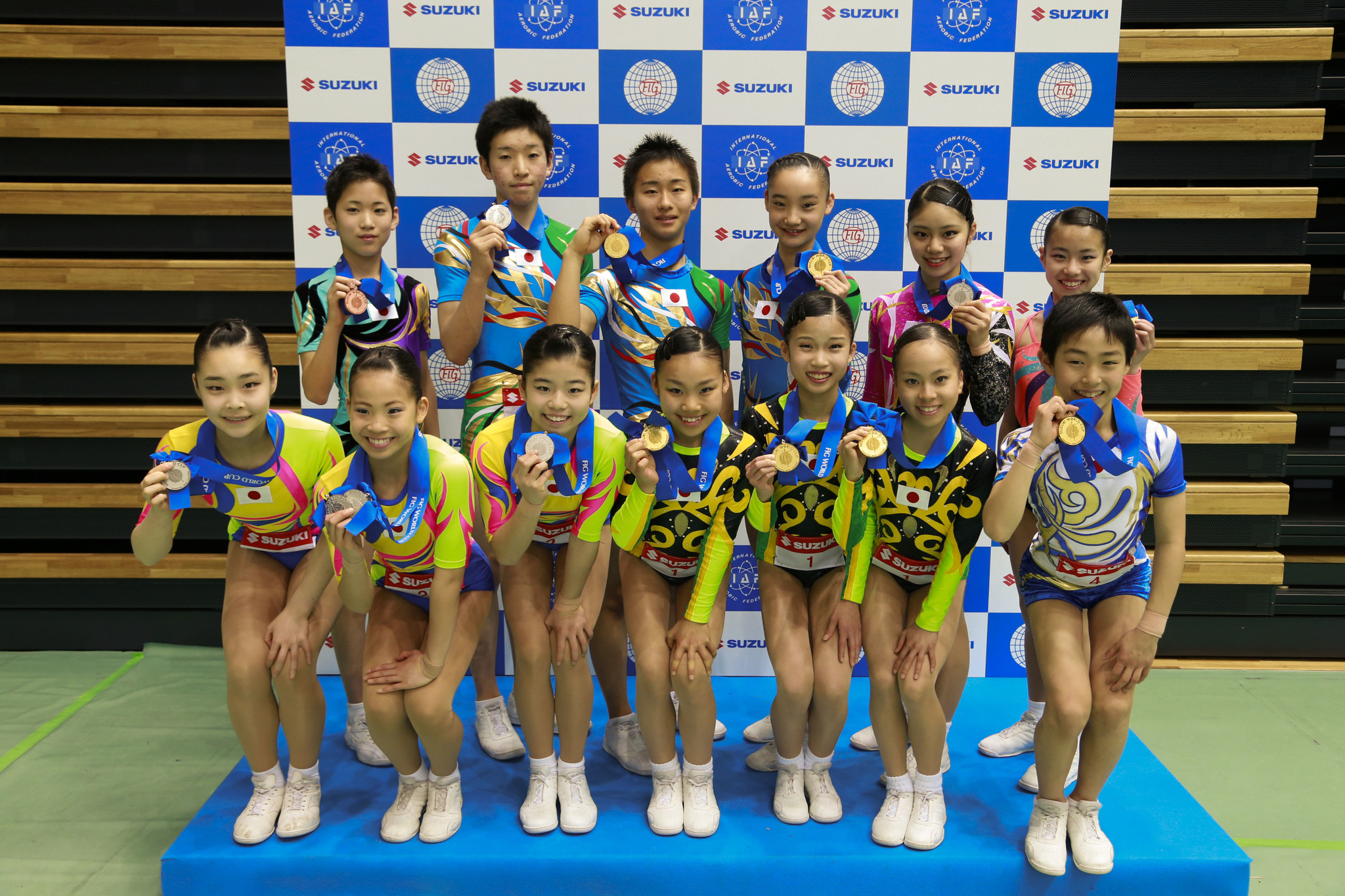 日本代表選手がユースの部で金メダルを独占 スズキワールドカップ13 第24回世界エアロビック選手権大会 大会結果速報 社団法人日本エアロビック連盟のプレスリリース