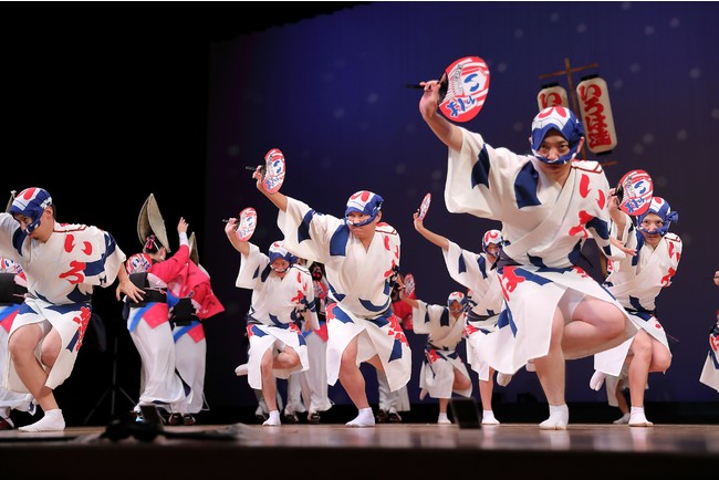 写真提供:東京高円寺阿波おどり振興協会 写真提供:東京高円寺阿波おどり振興協会