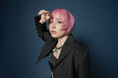 世界を舞台に活動するソウルシンガー Nao Yoshioka が、最新アルバム『self』から人気曲「In the Rain」と「Shadow」をカップリングした数量限定7インチレコードをリリース。