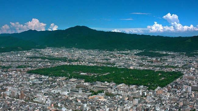 京都御所と比叡山