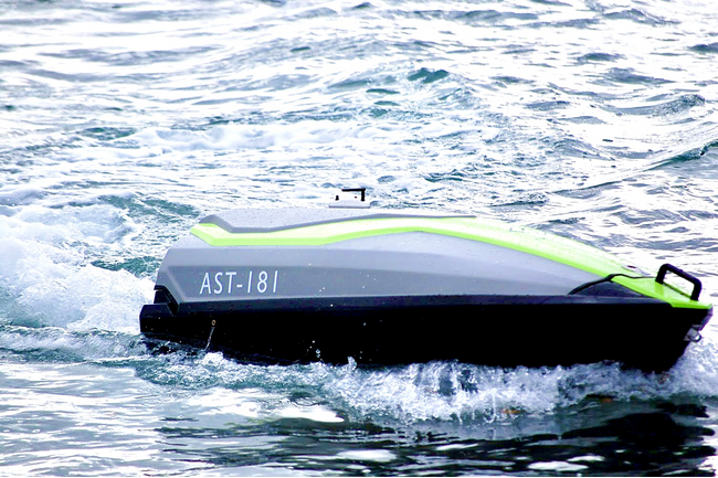 ボート型ドローン AST-181