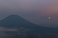 夏のニセコの大自然に触れる「MAGIC HOUR GONDOLA」を運行